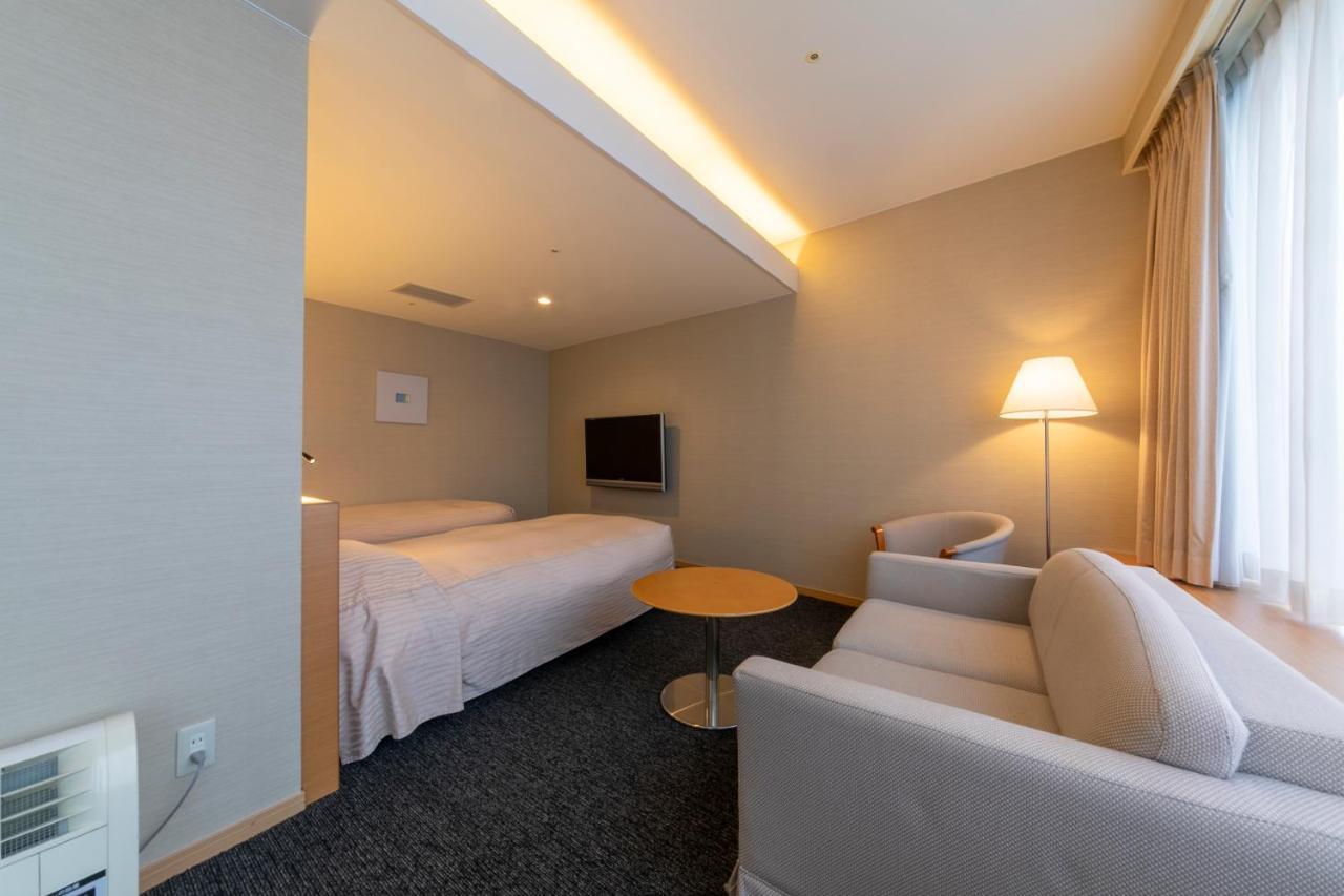 Hotel Landmark Wakayama Exteriör bild